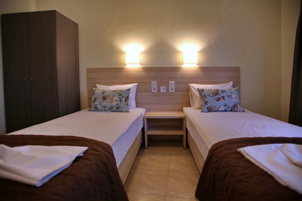 Aktaion Guest Rooms Skopelos Chambre photo