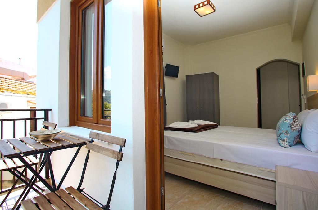 Aktaion Guest Rooms Skopelos Chambre photo