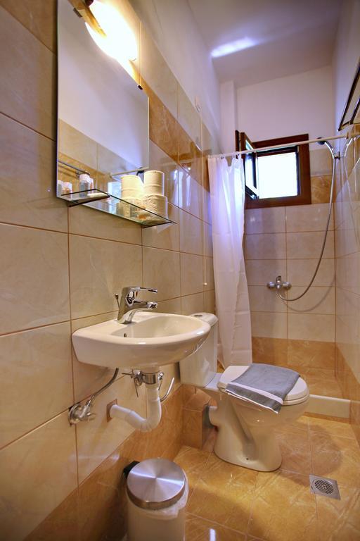 Aktaion Guest Rooms Skopelos Chambre photo
