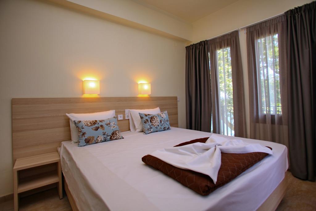 Aktaion Guest Rooms Skopelos Chambre photo